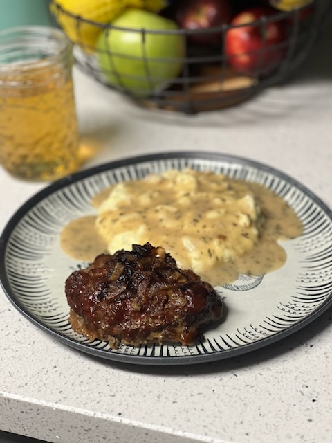 Caramelized Shallot Mini Meatloaves with Mashed Potatoes & Homemade&nbsp;Gravy
