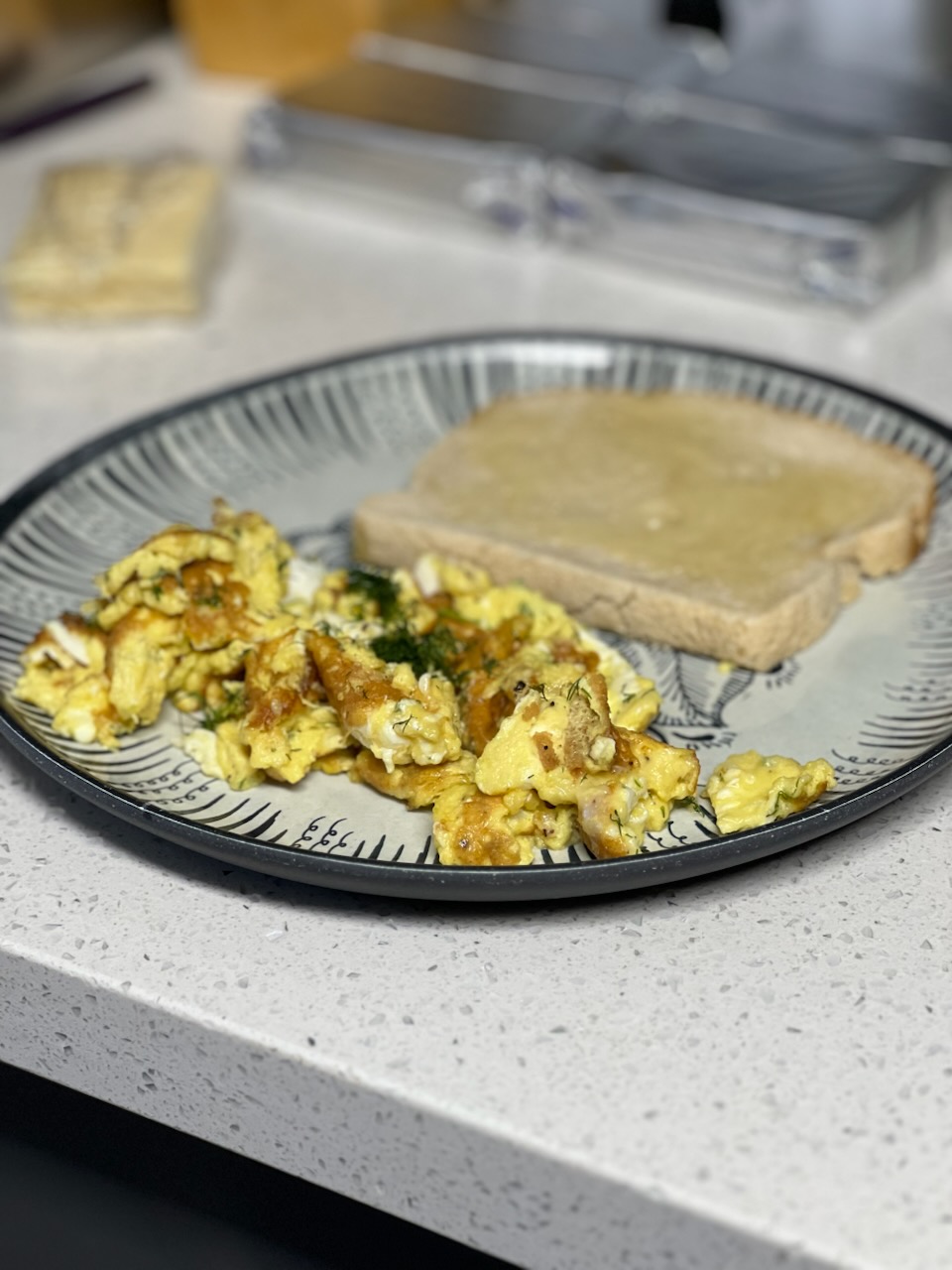 Dill and Cheddar Omelet (or Scrambled Eggs)